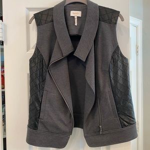 Laundry front zipper gray & black vest size 10